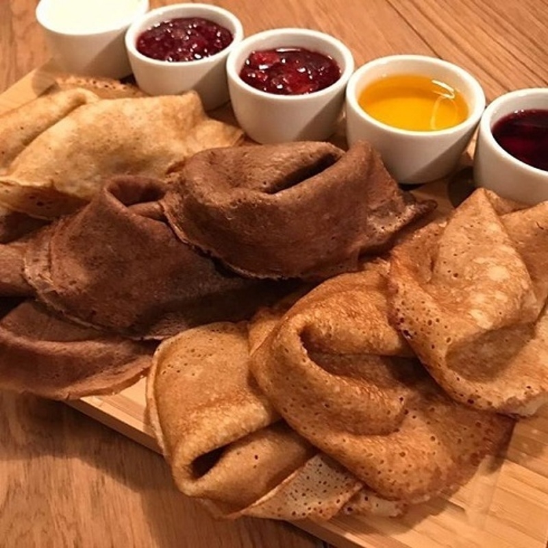 Собчак предпочитает диетические блины