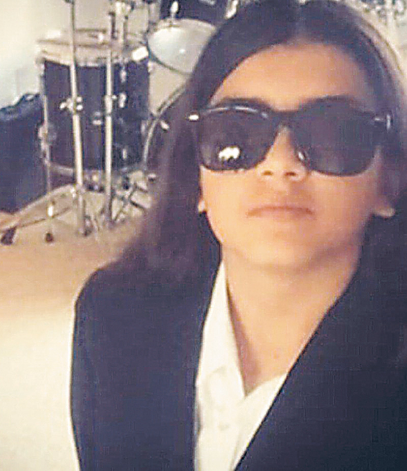 Биги, младший сын Майкла Джексона, еще не определился с тем, кем он хочет стать. Но с детства сильно увлекается музыкой