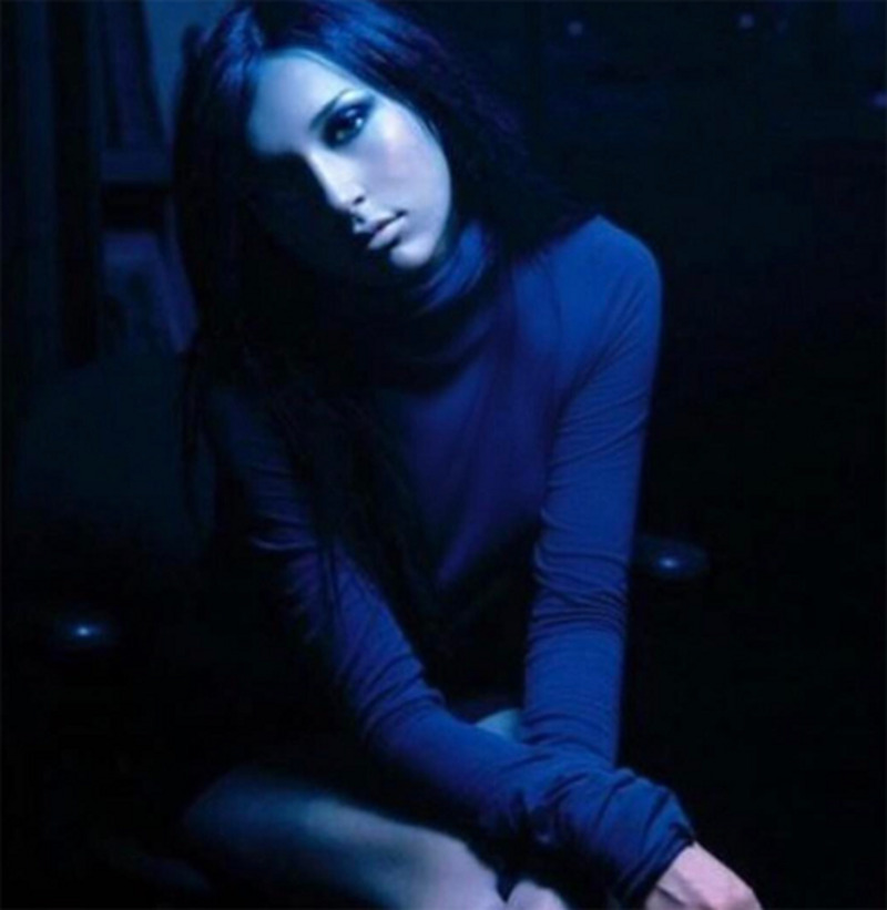 alsou_a: «Искала кое-что другое, но нашла на бескрайних просторах Интернета себя такую. И это задолго до Аватара. И тут мне, кстати, 18!»