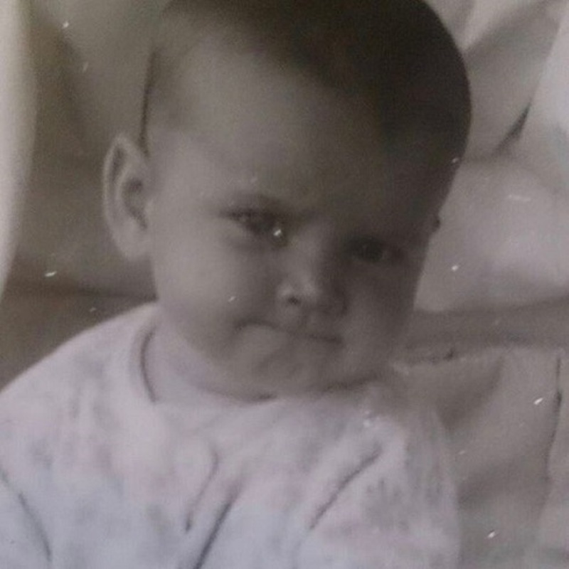 В детстве Ольга похожа на мальчика