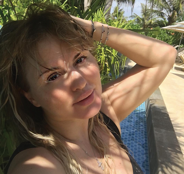 Анна Семенович 