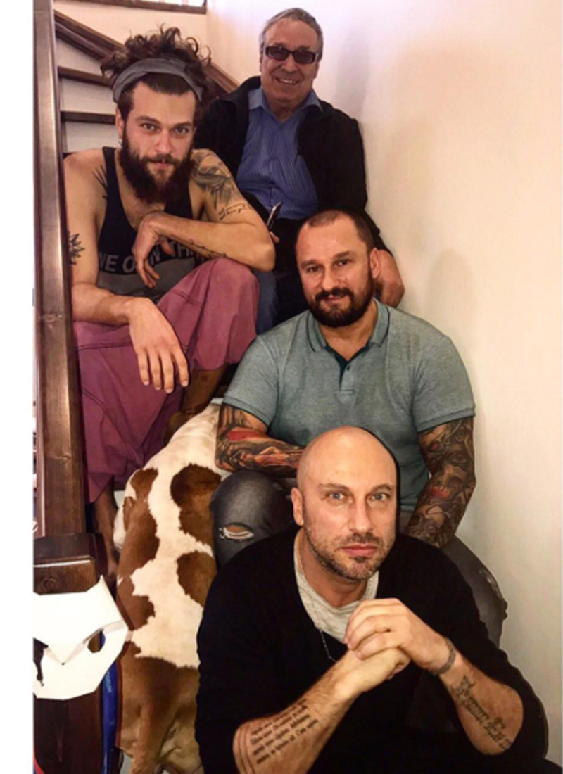 Сверху вниз: отец Владимир Николаевич, сын Дмитрия Нагиева Кирилл, младший брат актера Евгений и сам телеведущий