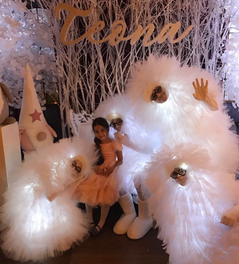 Старшая дочь Бородиной Маруся с аниматорами