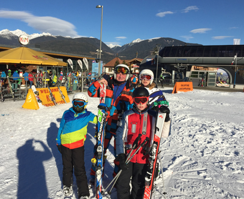 Капитан команды "Уездный город" предпочитает проводить новогодние праздники с семьей