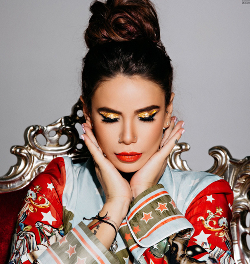 Айза Анохина