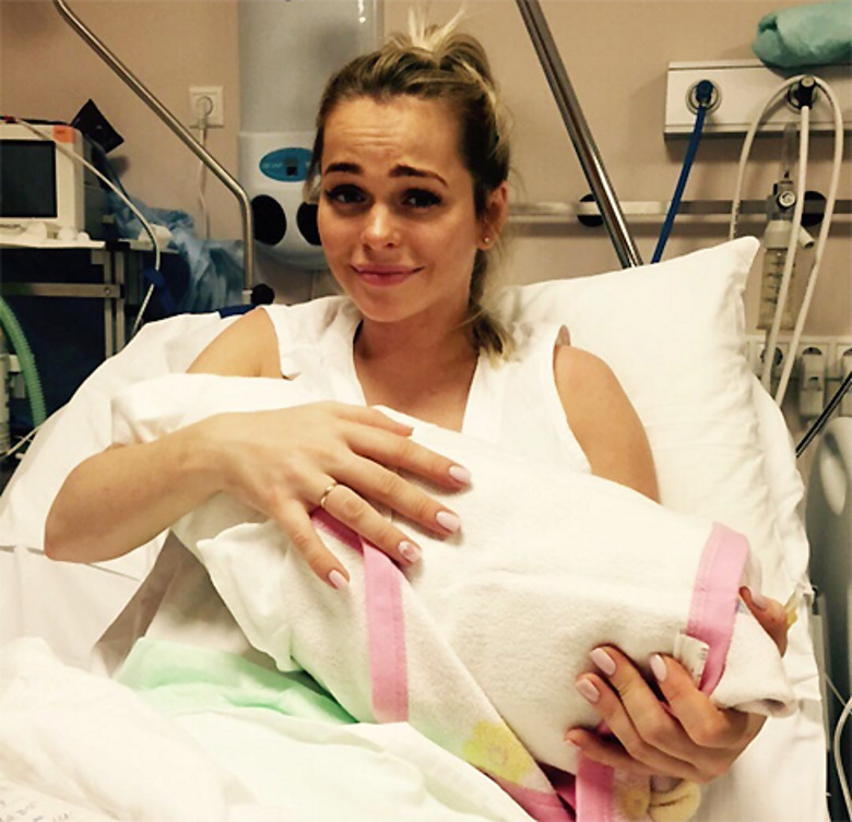 Анна Хилькевич год назад родила дочь