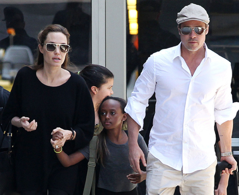 Анджелина Джоли и Брэд Питт с детьми