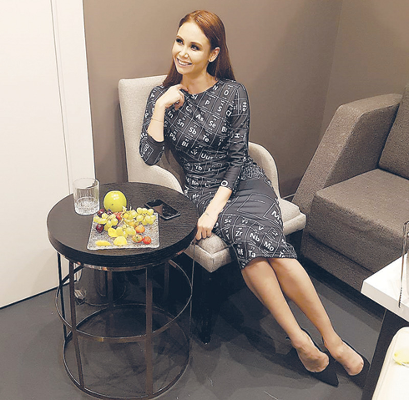 Ляйсан Утяшева еще с детства начинает каждый день со стакана чистой воды