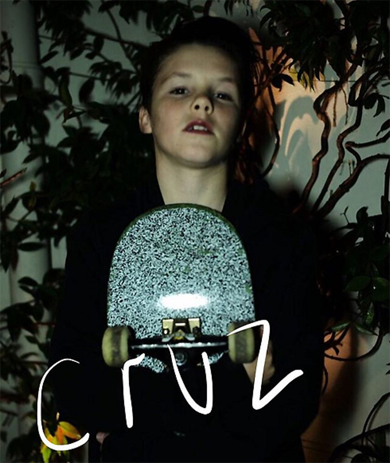 Младший сын супругов Бекхэм, 11-летний Круз, завел страницу в "Инстаграм"