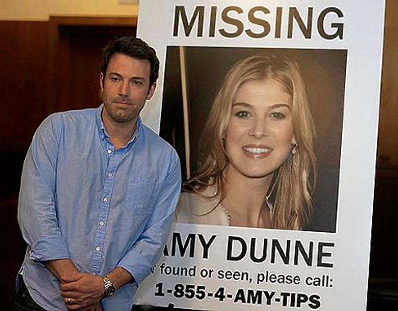 В ФИЛЬМЕ ДЭВИДА ФИНЧЕРА «ИСЧЕЗНУВШАЯ» БЕН АФФЛЕК СЫГРАЛ МУЖЧИНУ, КОТОРОГО ОБВИНЯЮТ В УБИЙСТВЕ ЖЕНЫ