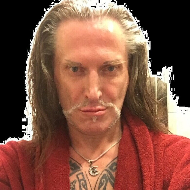 Актер Никита Джигурда 