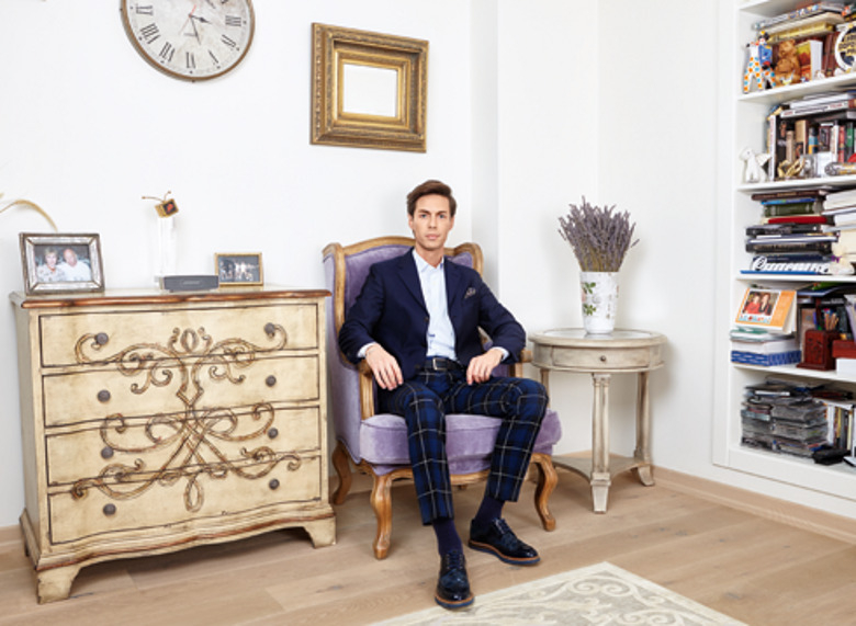 Марк Тишман показал свою квартиру