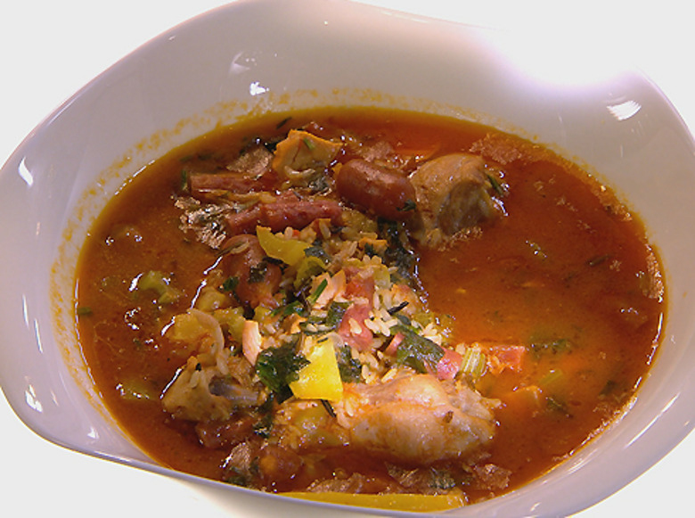 ДЖАМБАЛАЙЯ С БУРЫМ РИСОМ И КОПЧеНОЙ КУРИЦЕЙ