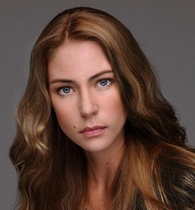 Актриса Юлия Мельникова родила дочь