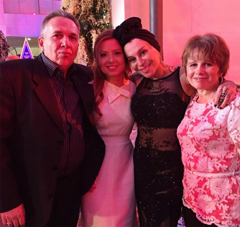 Наргиз Закирова