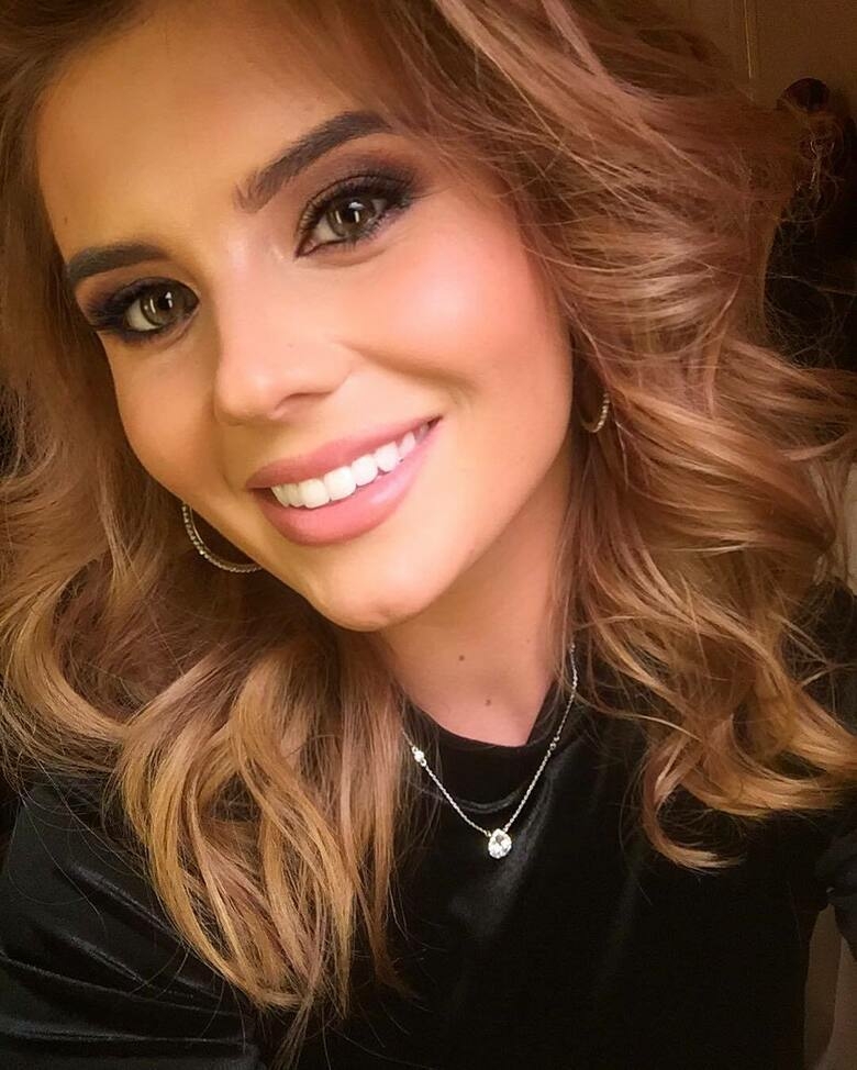 Анна Шульгина