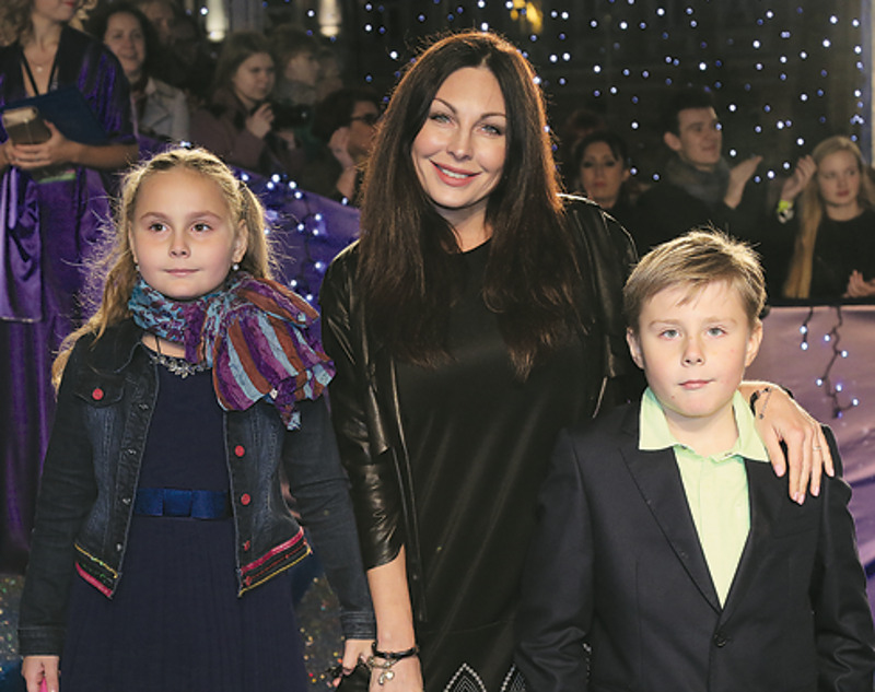 Наталья Бочкарева с детьми