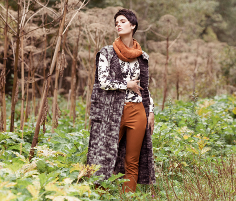 Брюки, MARINA YACHRING; блуза, Caractere; жакет, NUDE; снуд, KNITTING KITCHEN GOLUBKA