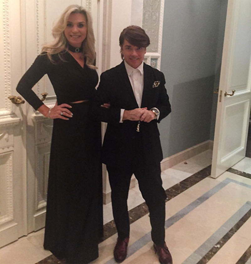 Валентин Юдашкин с женой Мариной после перенесенной операции