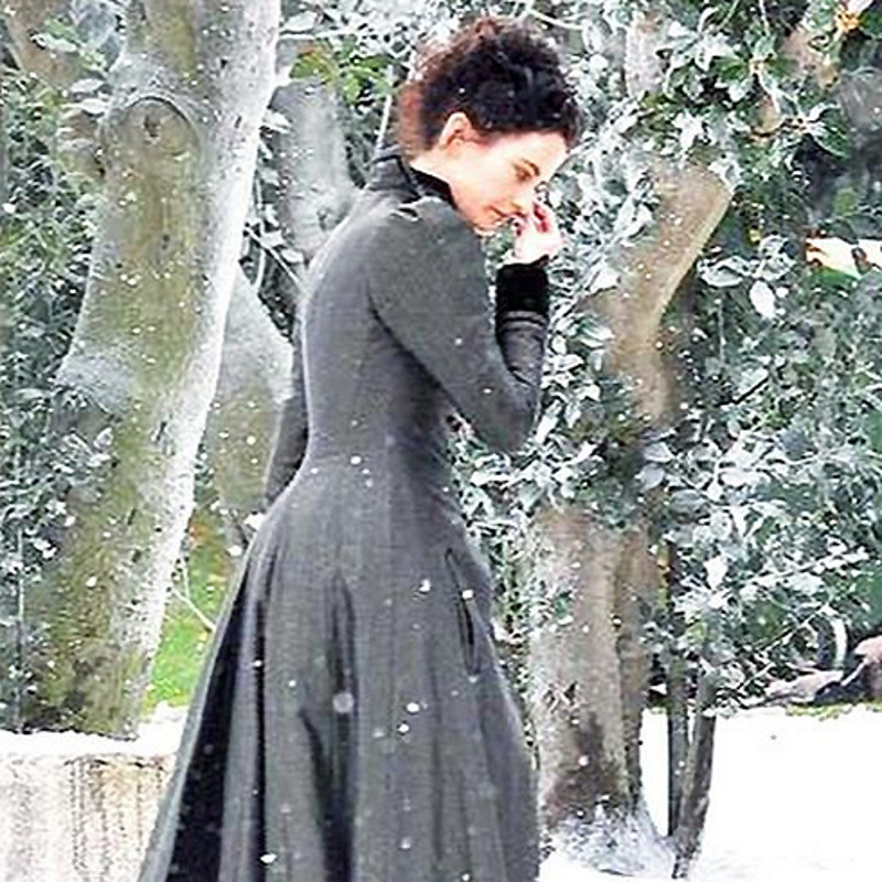 В сериале «Страшные сказки» Грин окончательно превратилсь в «ведьму», подкрепив тем самым свой образ