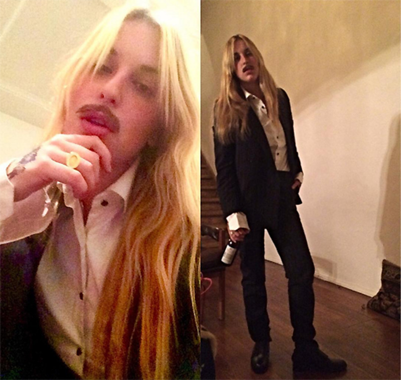 В прошлом году Скаут предстала на Хэллоуин в образе Скотта