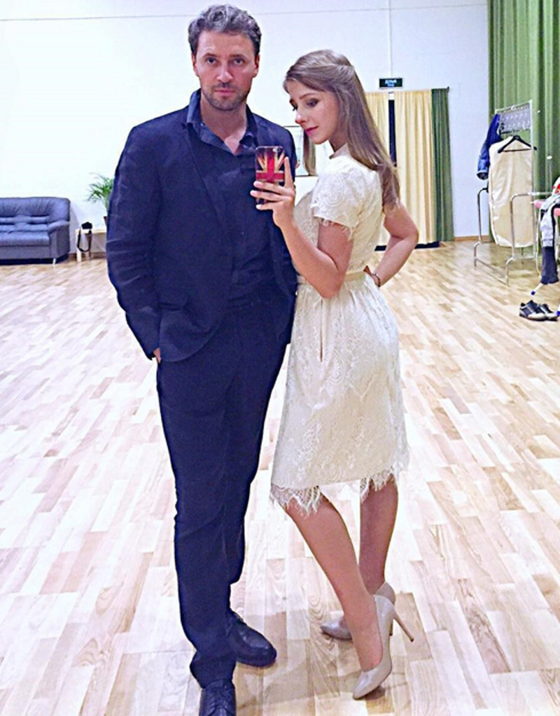 Актер Максим Колосов, с которым Лизе приписывали роман, на самом деле — друг семьи Арзамасовых