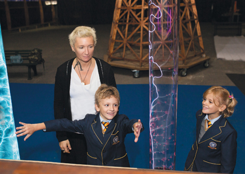 В свободное от гастролей время Диана, как и обычные мамы, придумывает детям интересный досуг