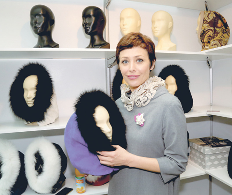 Увлечение Екатерины дизайном капюшонов переросло в первую авторскую коллекцию актрисы