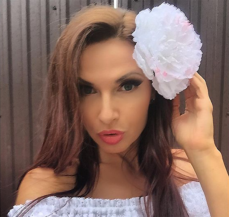 Эвелина Бледанс не делала пластику лица