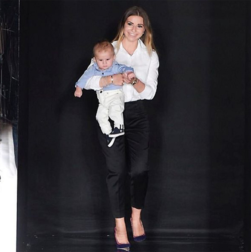 Коллекцию представила дочь модельера Галина и его внук Анатолий