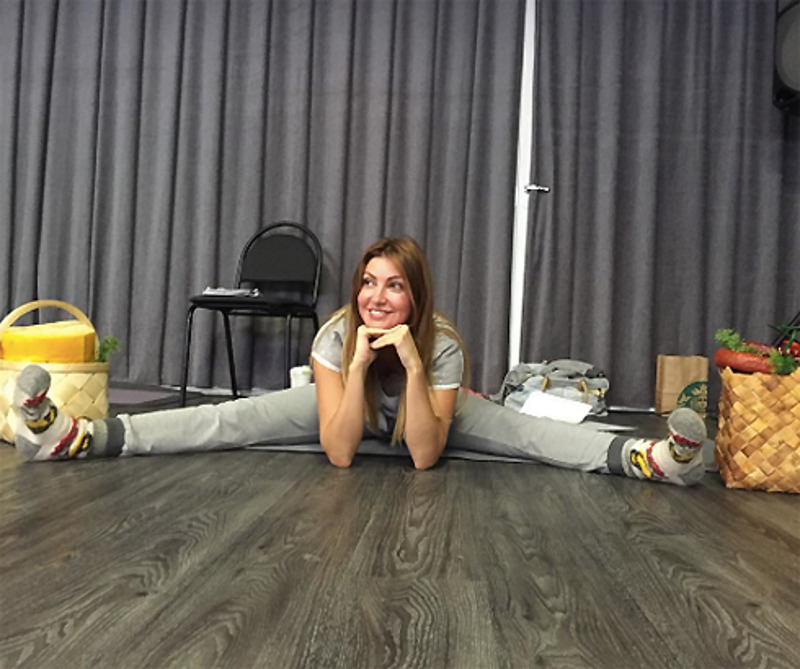 Актриса показала отличную растяжку