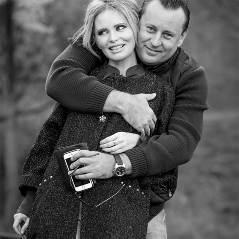 Романтические фотографии парочки заставили умиляться поклонников