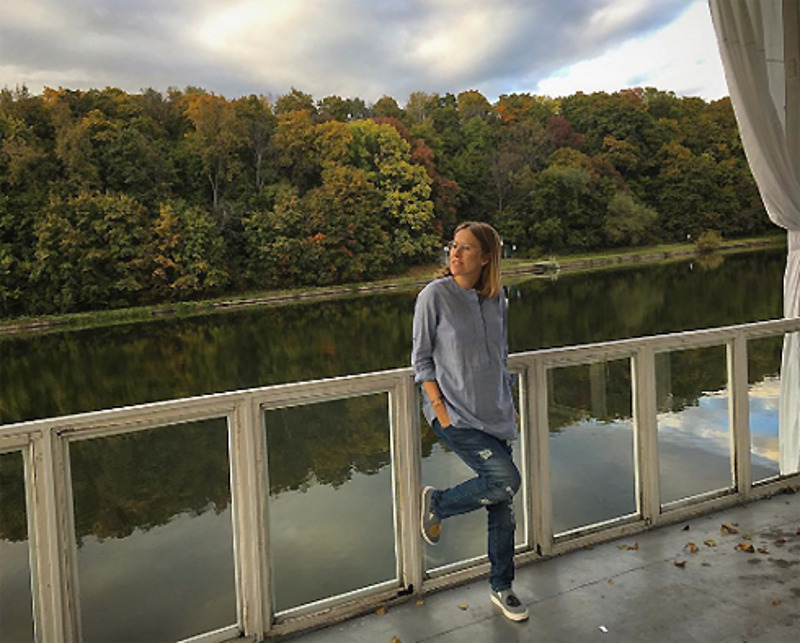 Максим Виторган еще вчера шутил на тему накладного живота супруги