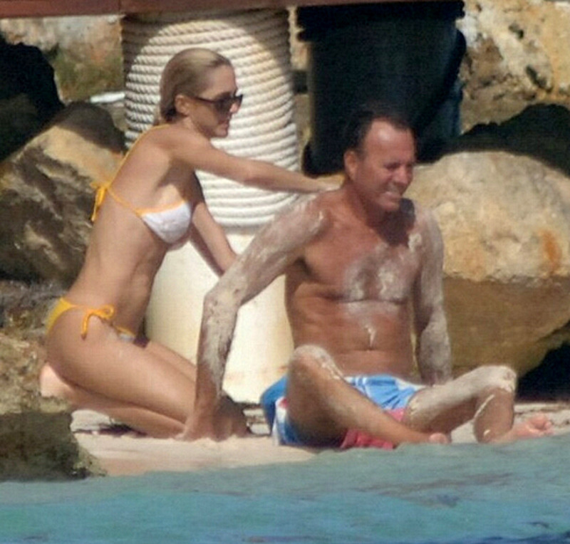 Миранда Ринсбургер полностью перевоспитала Хулио Иглесиаса: он прекратил свои амурные похождения и умолял красавицу стать его женой