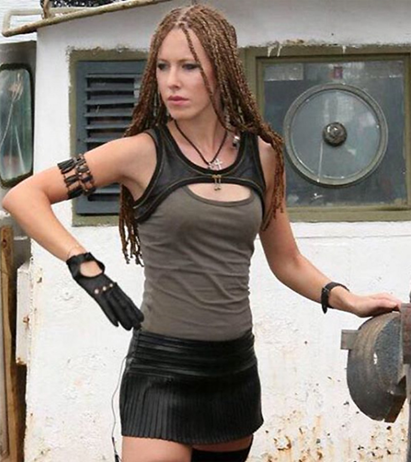 xenia_sobchak: «На фото-я почти что "Лара Крофт"