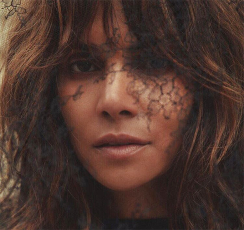 Хэлли Берри