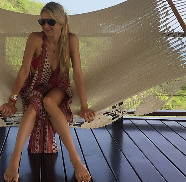 Анна Курникова