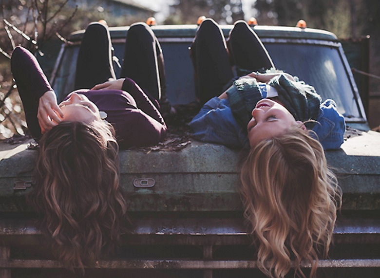 Как придать волосам видимый объем