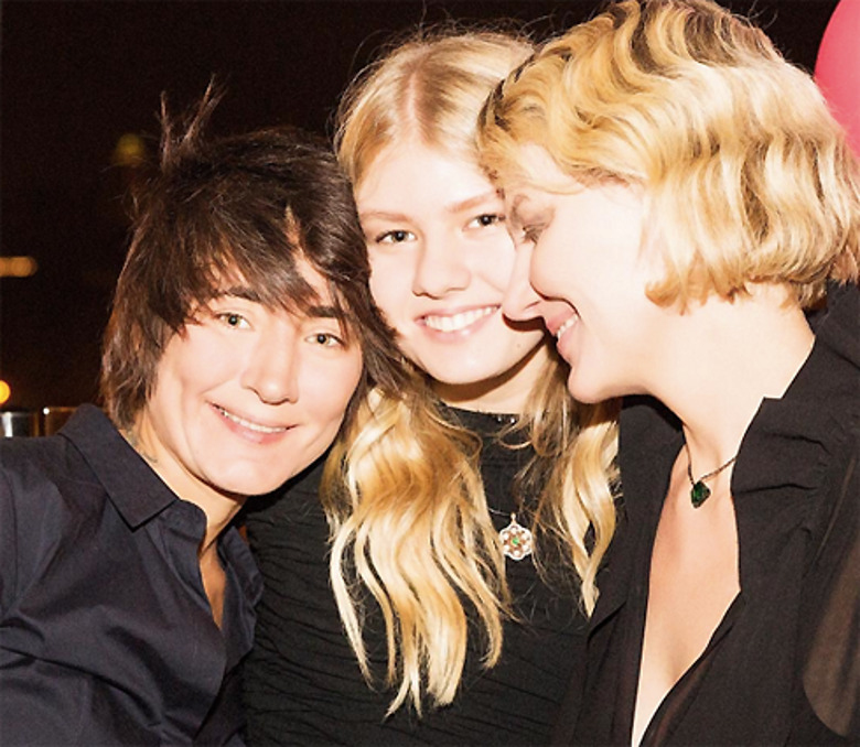 Земфира, Рената Литвинова и ее дочь Ульяна 