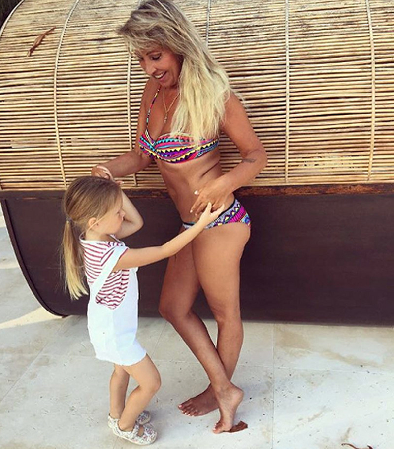 Мама Глюк’oZы Татьяна Михайловна с внучкой