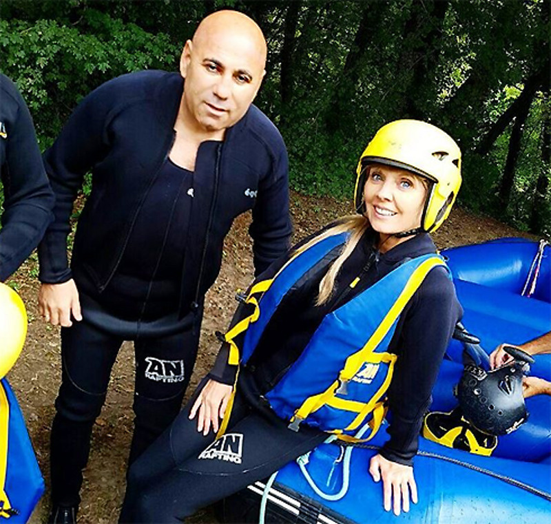 Иосиф поддерживает жену в любых ситуациях