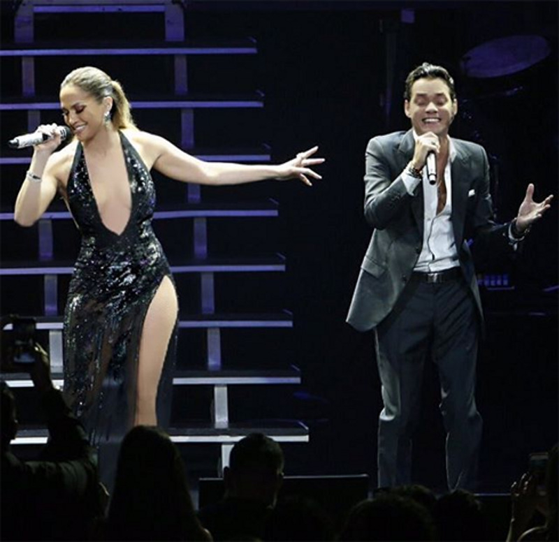 Дженнифер выступила вместе с бывшим мужем Марком Энтони