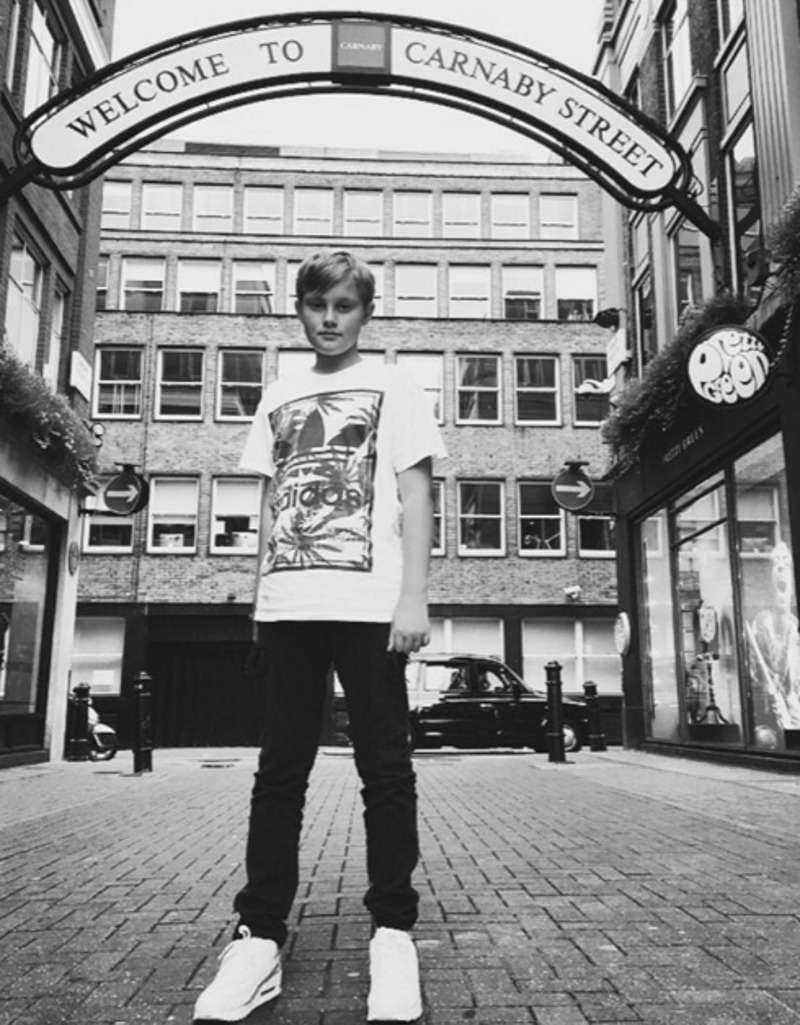 Сын Лив Тайлер Майло