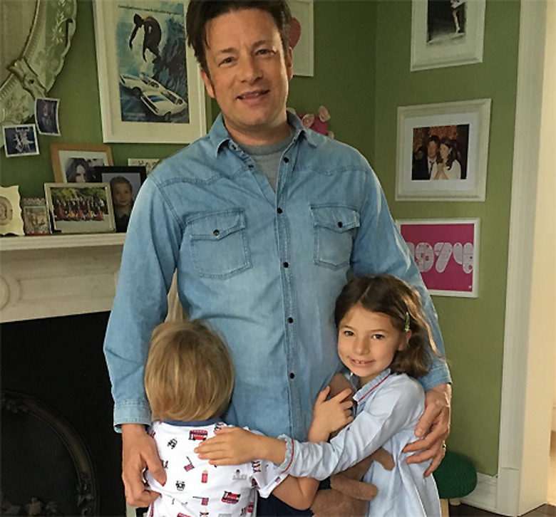 Джейми Оливер с детьми