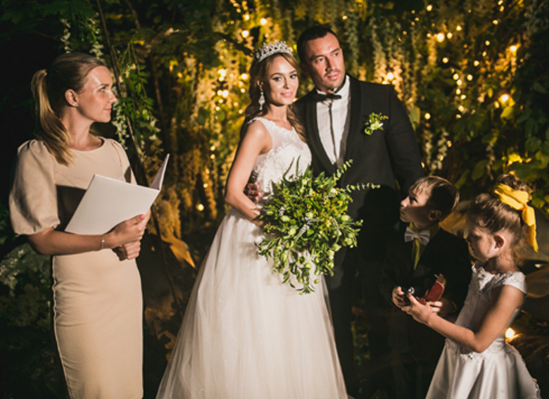 Анна Калашникова и Михаил Терехин на выездной регистрации брака