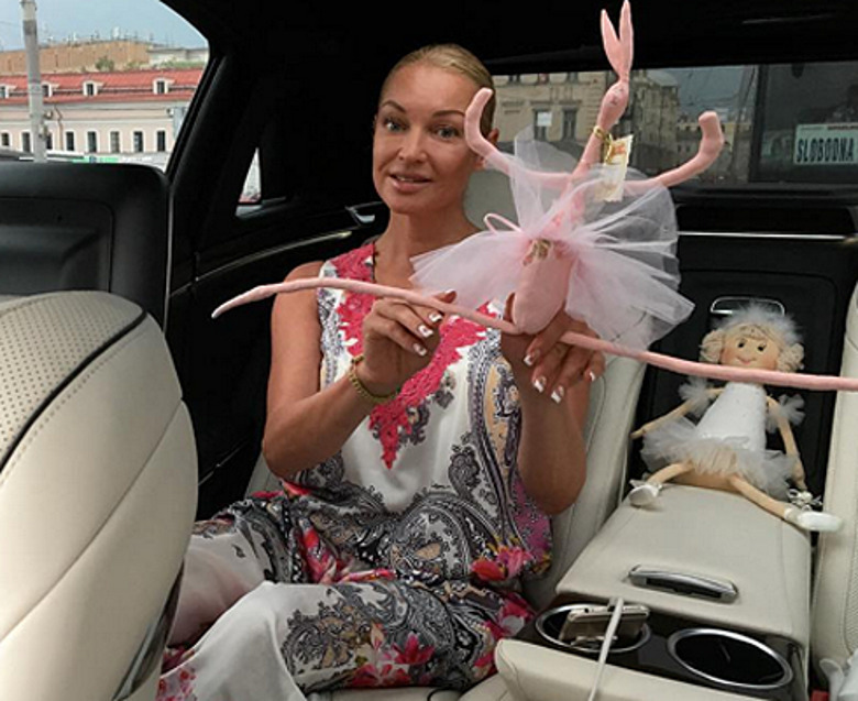 Анастасия Волочкова