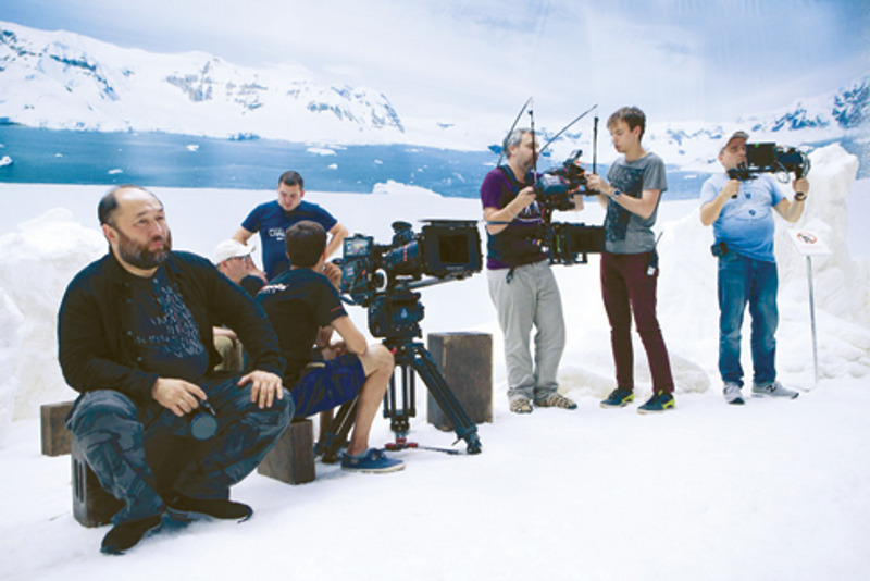 Тимур Бекмамбетов снял новеллу о полюбившихся зрителям героях — Жене и Борисе 