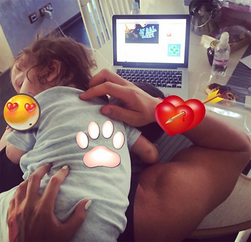 Курбан Омаров с дочерью Теей и Ксенией Бородиной