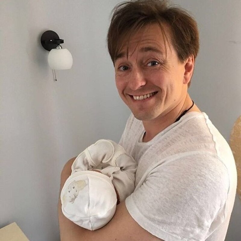 4 июля у актера родилась дочь Маша