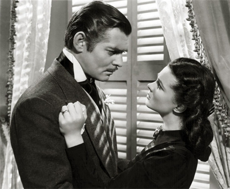 Кларк Гейбл считал, что чувство голода перебивает сырой лук, который ел в больших количествах. Поэтому его партнерше Вивьен Ли приходилось нелегко. В картине «Унесенные ветром»